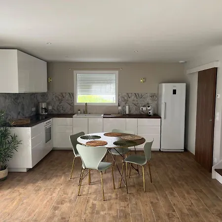 Holiday home La City, 3 Chambres Jusqu'a 6 Pers A 15min De Pau Artiguelouve