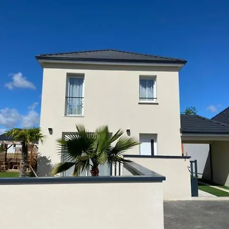 La City, 3 Chambres Jusqu'a 6 Pers A 15min De Pau Holiday home Artiguelouve